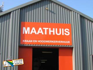 Gevelbord verhuurbedrijf